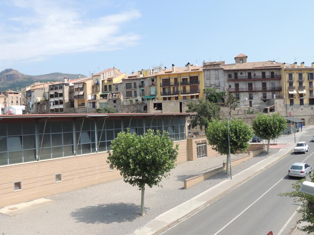 Apartaments Julia Pobla de Segur Phòng bức ảnh